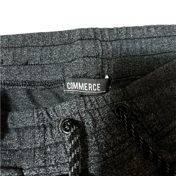 Grey sweatpants with pockets - Picture 3 of 3